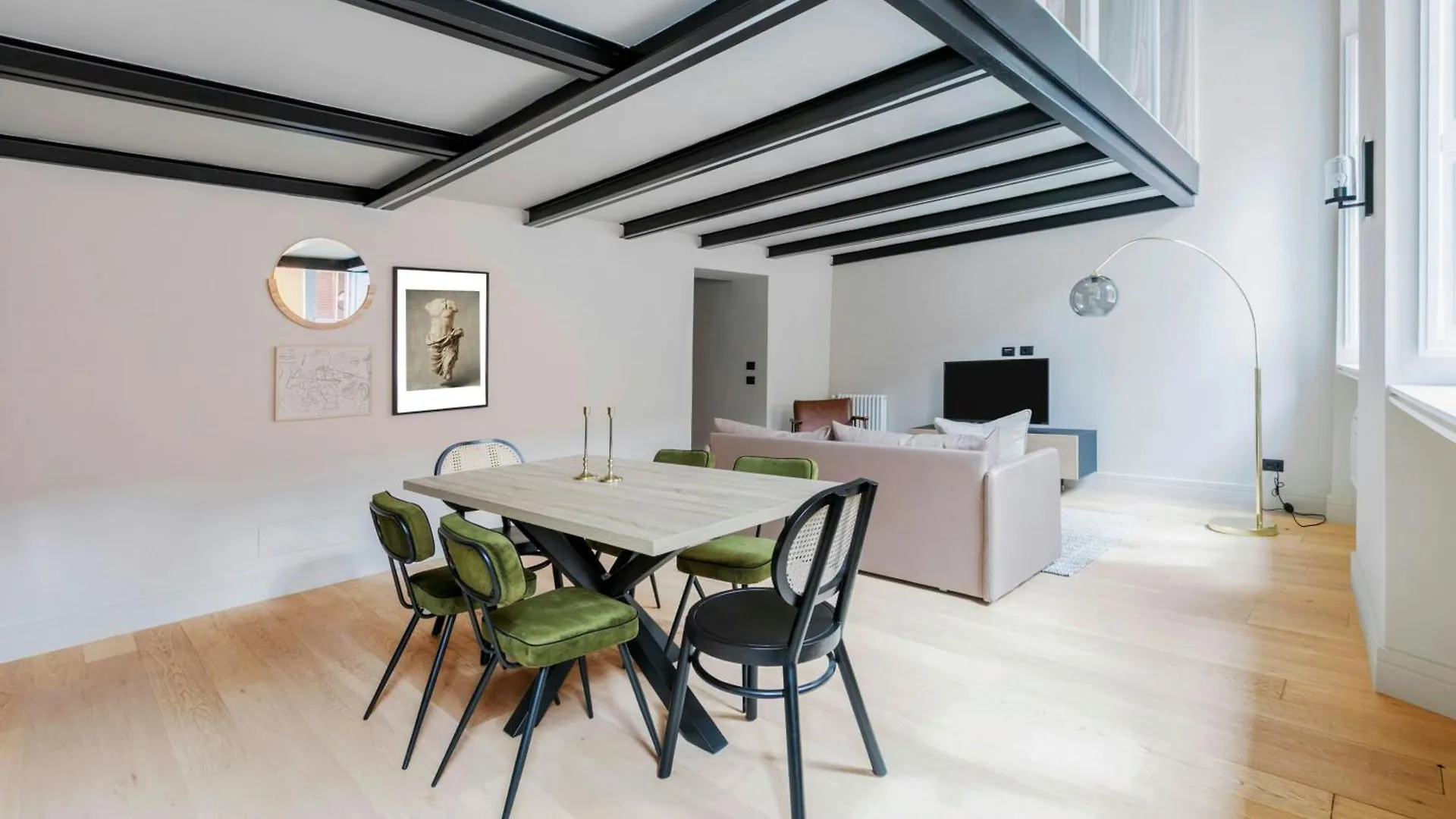 Sonder By Marriott Bonvoy Trastevere Apartments Piazza Trilussa Roma 3*,  Italia