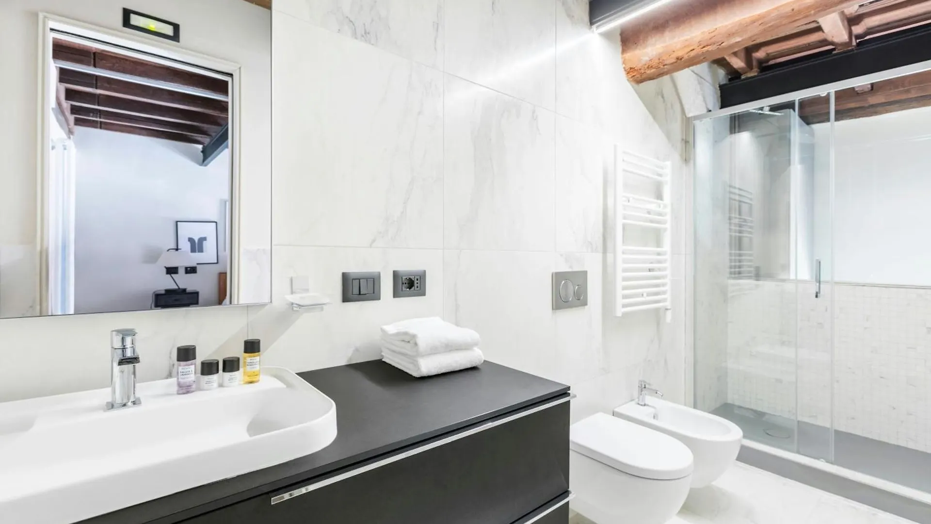 Apartahotel Sonder By Marriott Bonvoy Trastevere Apartments Piazza Trilussa Roma