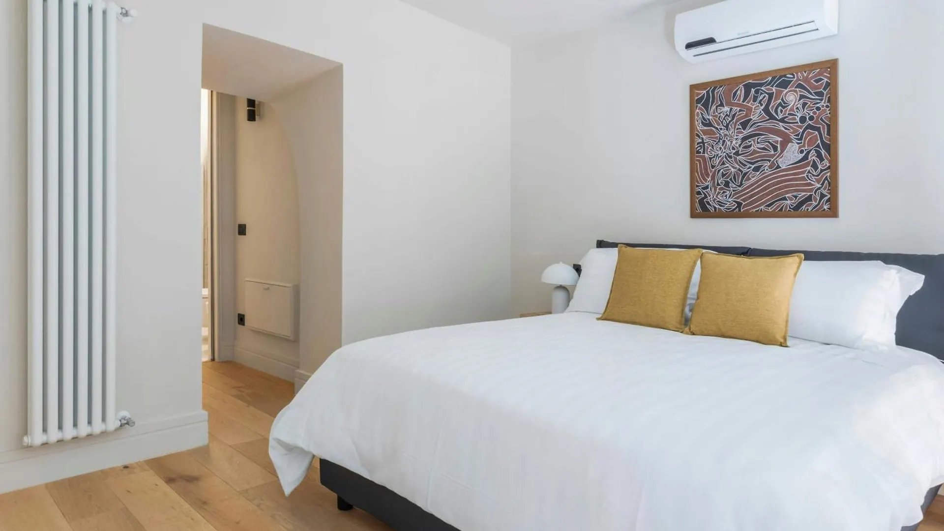 Sonder By Marriott Bonvoy Trastevere Apartments Piazza Trilussa Roma 3*,  Italia